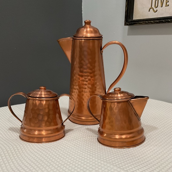 Beautiful Vintage Gregorian Hammered Copper Teapot Creamer & Sugar Set